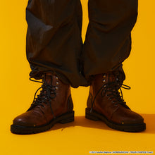 Load image into Gallery viewer, Vash the Stampede Model Boots TRIGUN STAMPEDE