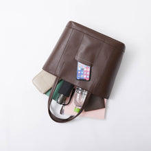 Load image into Gallery viewer, Luc Model Bag Suikoden II