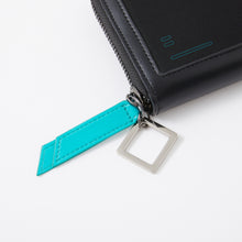 Load image into Gallery viewer, Hatsune Miku Model Long Wallet