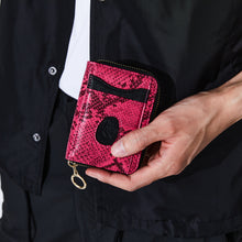 Load image into Gallery viewer, Goromi (Goro Majima) Model Coin Case Ryu Ga Gotoku