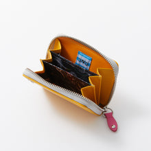 Load image into Gallery viewer, Ono Michio (Kazuma Kiryu) Model Coin Case Ryu Ga Gotoku