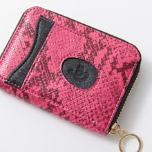 Load image into Gallery viewer, Goromi (Goro Majima) Model Coin Case Ryu Ga Gotoku