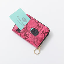 Load image into Gallery viewer, Goromi (Goro Majima) Model Coin Case Ryu Ga Gotoku