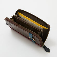 Load image into Gallery viewer, Reisalin “Ryza” Stout Model Long Wallet Atelier Ryza: Ever Darkness & the Secret Hideout The Animation