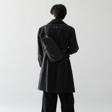 Load image into Gallery viewer, Hunter Model Crossbody Bag Bloodborne