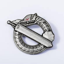 Load image into Gallery viewer, Guts (Berserker Armor) Model Scarf & Scarf Pin Berserk