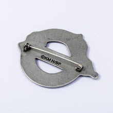 Load image into Gallery viewer, Guts (Berserker Armor) Model Scarf & Scarf Pin Berserk