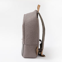 Load image into Gallery viewer, Holo Model Backpack Spice and Wolf: Merchant Meets The Wise Wolf