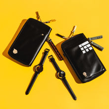 Load image into Gallery viewer, Death the Kid & Elizabeth Thompson & Patricia Thompson Model Watch Soul Eater