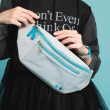 Load image into Gallery viewer, Elira Pendora Model Bag NIJISANJI EN