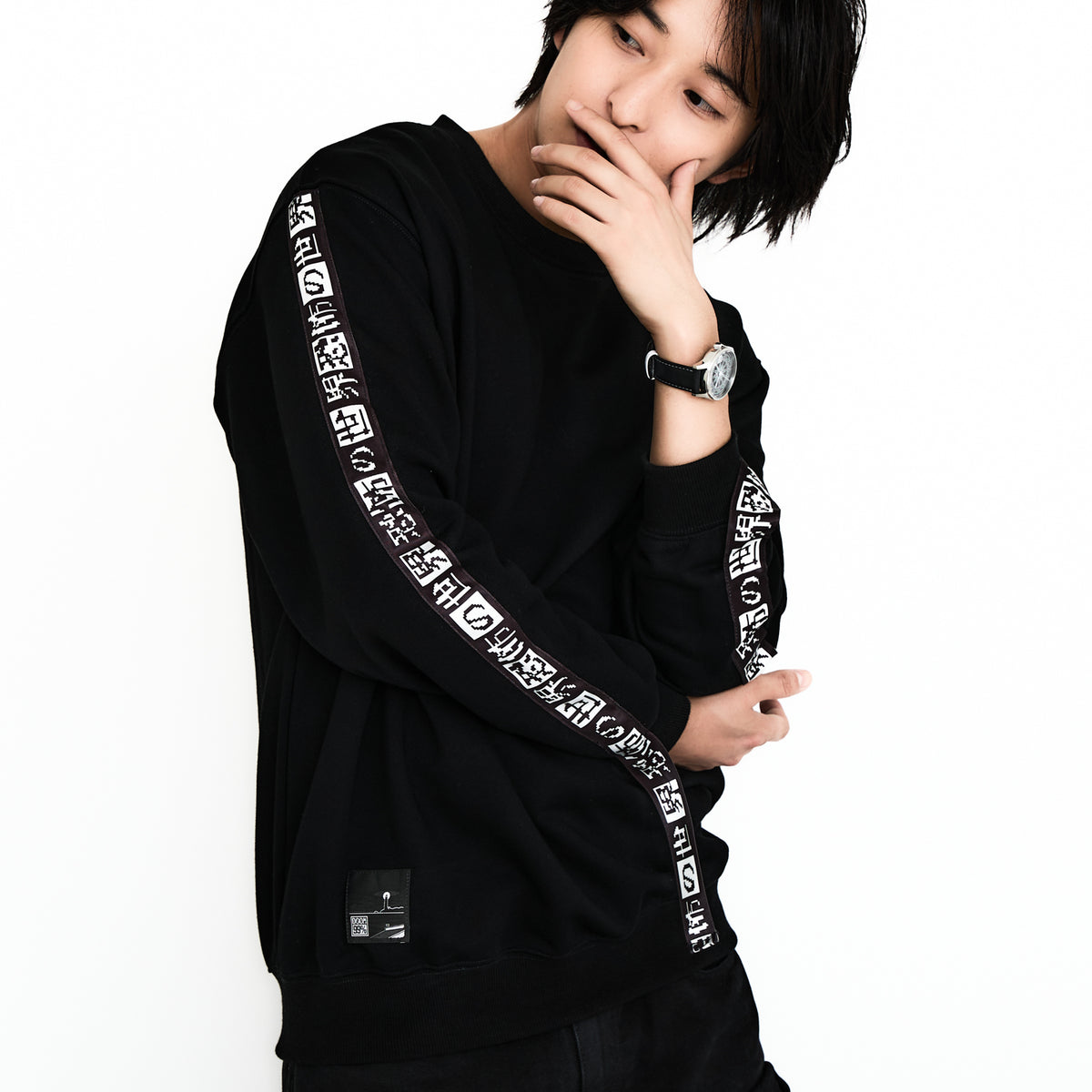 新品✨【Satellite・人工衛星】Sweatshirt Set Up 黒 embroideredhoodieblackfront.