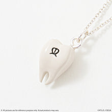 Load image into Gallery viewer, Homo Tenta Model Necklace Metaphor: ReFantazio