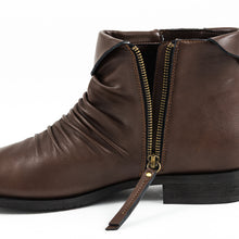 Load image into Gallery viewer, Witch Hat Atelier Model Boots