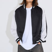 Load image into Gallery viewer, Kikuri Hiroi Model Sukajan Anime BOCCHI THE ROCK!