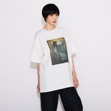 Load image into Gallery viewer, Hide-and-Seek Model T-Shirt MECCHA CHAMELEON