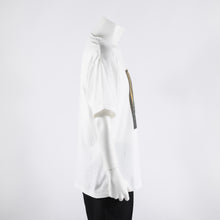 Load image into Gallery viewer, Hide-and-Seek Model T-Shirt MECCHA CHAMELEON