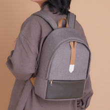 Load image into Gallery viewer, Holo Model Backpack Spice and Wolf: Merchant Meets The Wise Wolf

