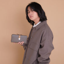 Load image into Gallery viewer, Holo Model Long Wallet Spice and Wolf: Merchant Meets The Wise Wolf
