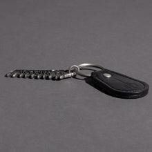 Load image into Gallery viewer, Hunter Model Keyring Bloodborne