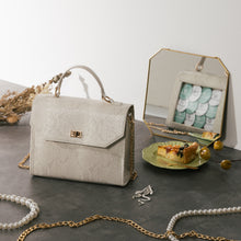 Load image into Gallery viewer, Snake Skin Fan de Bag