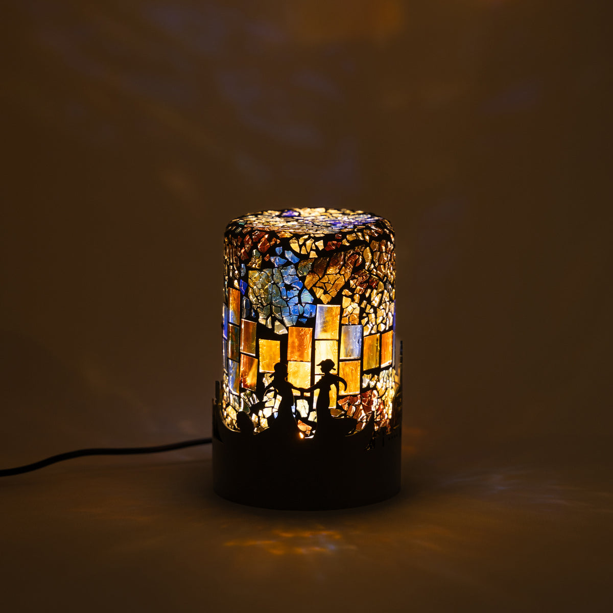 ARIA Model Light – SuperGroupies USA