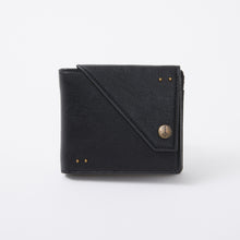 Load image into Gallery viewer, Hunter Model Bi-fold Wallet Bloodborne