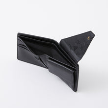 Load image into Gallery viewer, Hunter Model Bi-fold Wallet Bloodborne