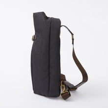 Load image into Gallery viewer, Hunter Model Crossbody Bag Bloodborne