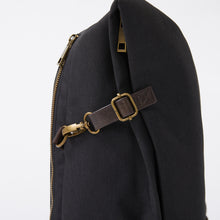 Load image into Gallery viewer, Hunter Model Crossbody Bag Bloodborne