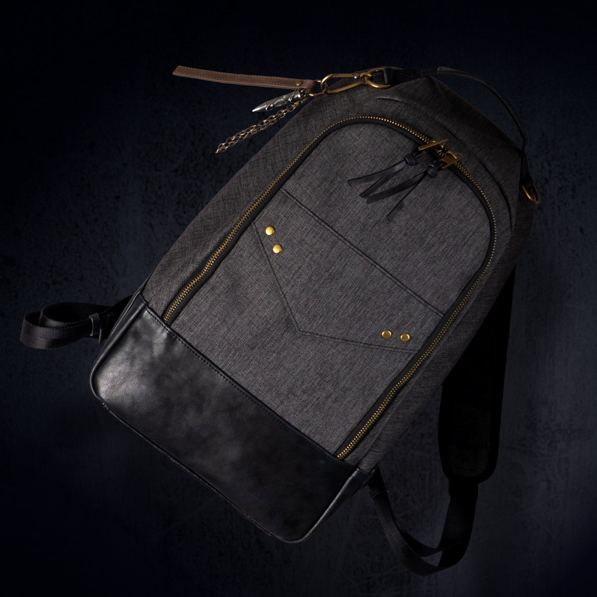 Hunter Model Backpack Bloodborne – SuperGroupies USA
