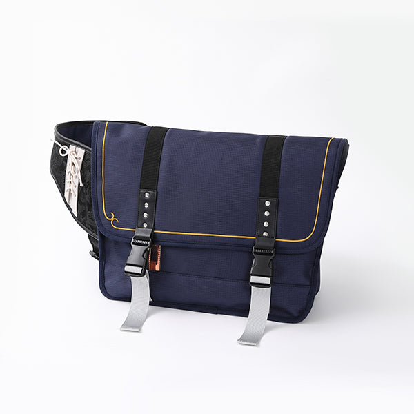 Chun-Li Model Messenger Bag Street Fighter V – SuperGroupies USA
