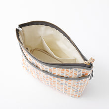 Load image into Gallery viewer, Natsume's Book of Friends Model Tote Bag