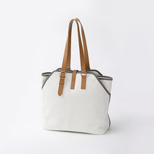 Load image into Gallery viewer, Natsume's Book of Friends Model Tote Bag