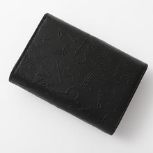 Load image into Gallery viewer, Hunter Model Tri-fold Wallet Bloodborne