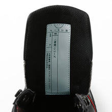 Load image into Gallery viewer, Koyomi Araragi Model Sneakers MONOGATARI Series