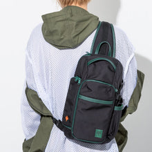 Load image into Gallery viewer, Green Mana Model Crossbody Bag Magic: The Gathering