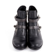 Load image into Gallery viewer, Demon's Souls Model Boots