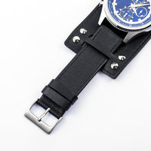 Load image into Gallery viewer, Chun-Li Model Watch Street Fighter V