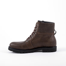 Load image into Gallery viewer, Oscar, Knight of Astora Model Boots Dark Souls