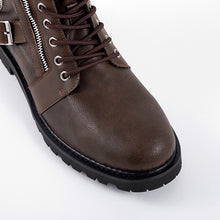 Load image into Gallery viewer, Oscar, Knight of Astora Model Boots Dark Souls