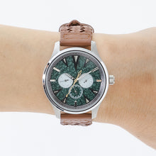 Load image into Gallery viewer, Nissa Revane Model Watch Magic: The Gathering
