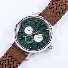 Load image into Gallery viewer, Nissa Revane Model Watch Magic: The Gathering