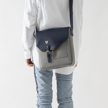 Load image into Gallery viewer, Griffith Model Messenger Bag Berserk