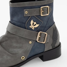 Load image into Gallery viewer, Griffith Model Boots Berserk