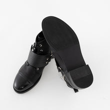 Load image into Gallery viewer, Guts Model Boots Berserk
