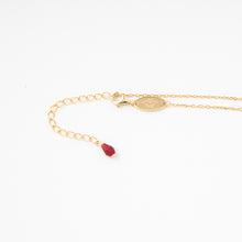 Load image into Gallery viewer, Bayonetta Model Necklace