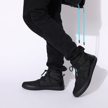 Load image into Gallery viewer, Hatsune Miku Model Sneakers