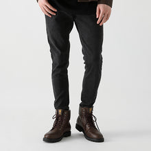 Load image into Gallery viewer, Oscar, Knight of Astora Model Boots Dark Souls