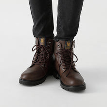 Load image into Gallery viewer, Oscar, Knight of Astora Model Boots Dark Souls