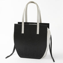 Load image into Gallery viewer, 2B (YoRHa No. 2 Type B) MODEL Tote Bag NieR:Automata